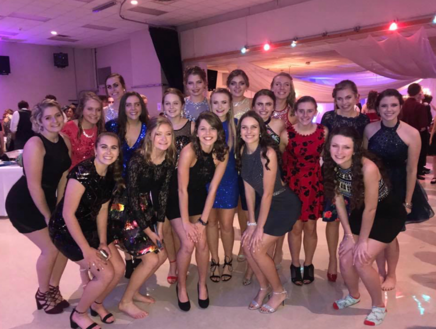 GNA Volleyball Team at the 2017 Semi Formal