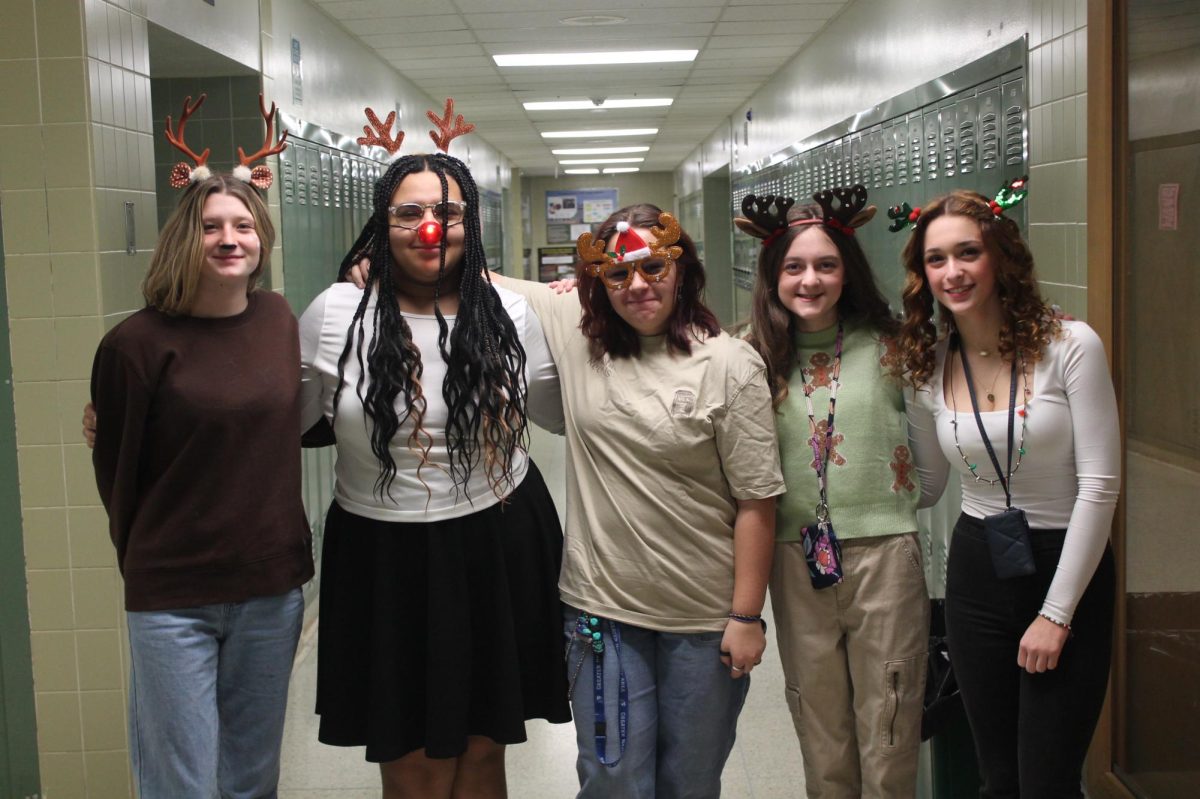 Holiday Spirit Week— Reindeer Day