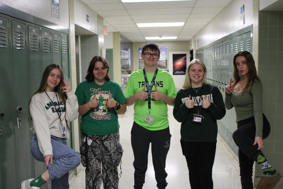 Grouchy Grinch Spirit Week.
