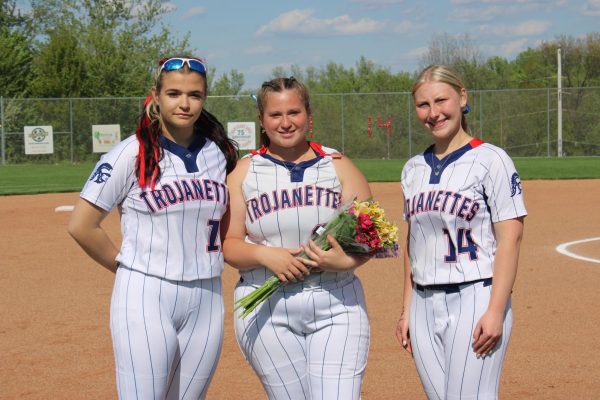 2026 Trojanette softball senior night